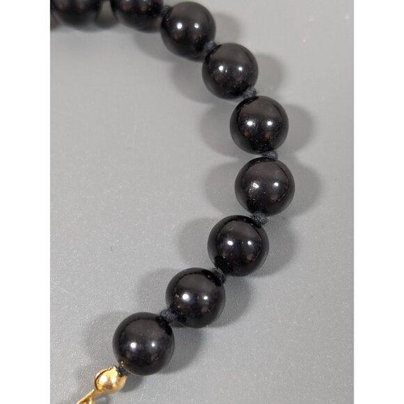 Vintage Black Glass Round 8mm Bead Knotted Bracelet Classic Retro 7 inches - Picture 4 of 11